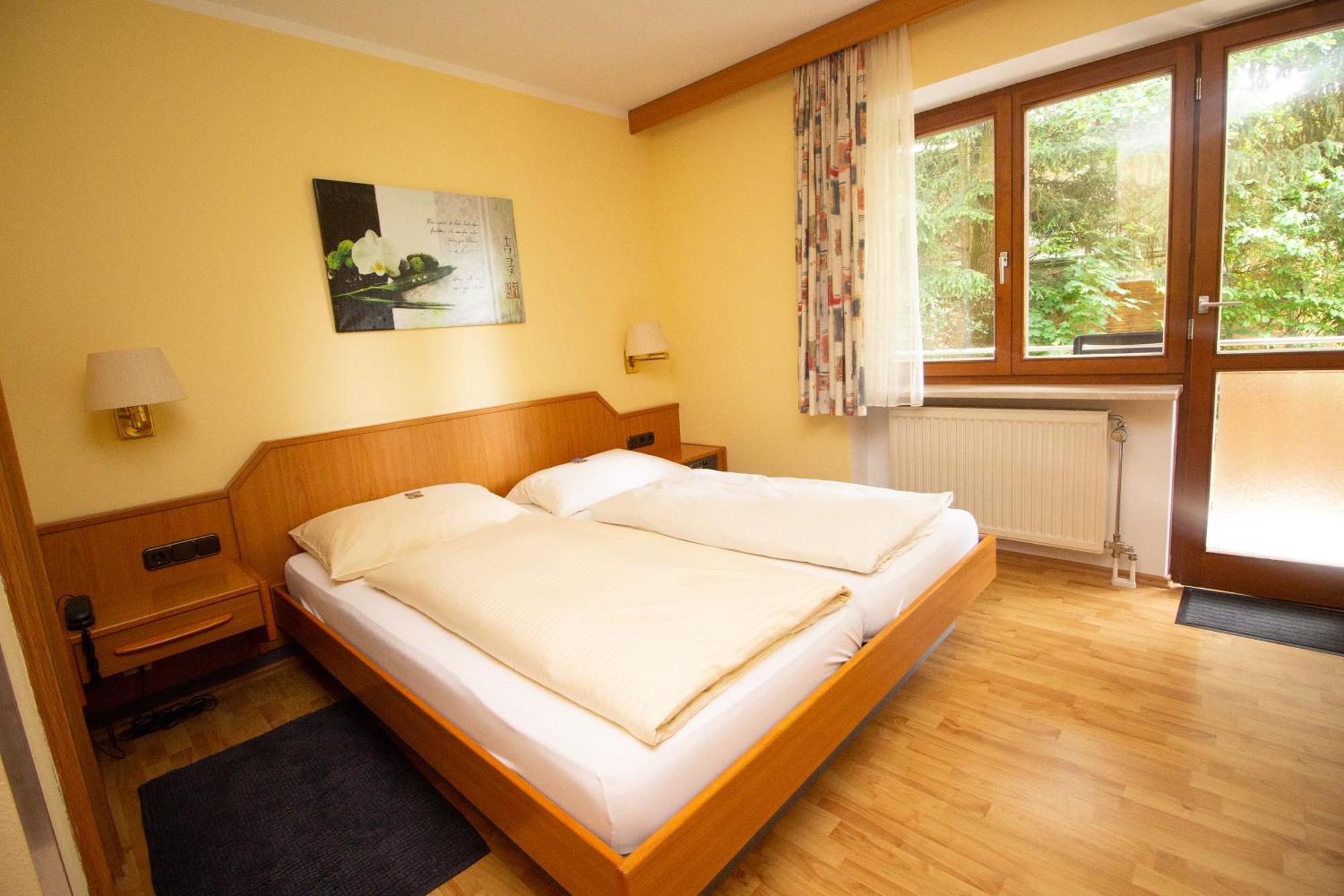 Hotel Am Wald Ottobrunn Extérieur photo